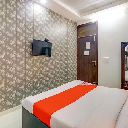Oyo 74060 Taj Residency Ξενοδοχείο Νέο Δελχί Εξωτερικό φωτογραφία