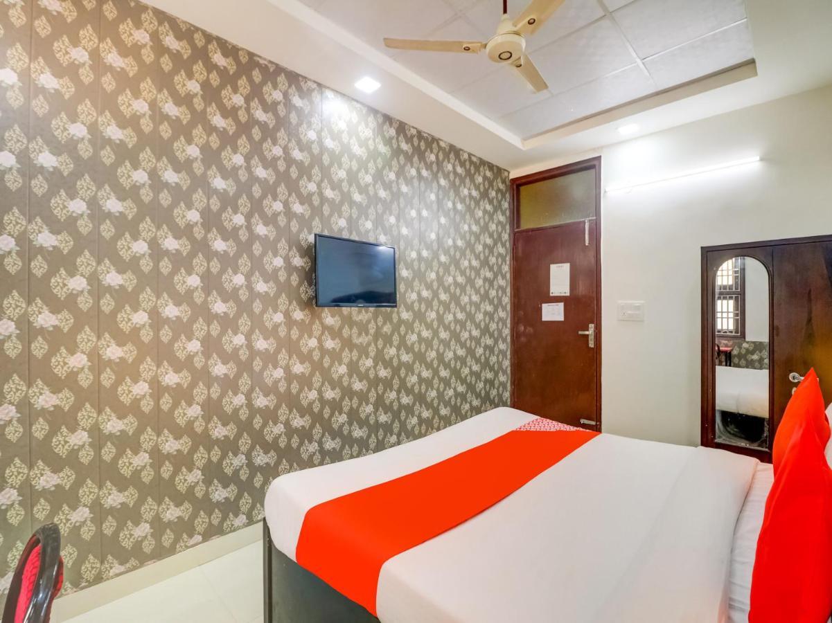 Oyo 74060 Taj Residency Ξενοδοχείο Νέο Δελχί Εξωτερικό φωτογραφία