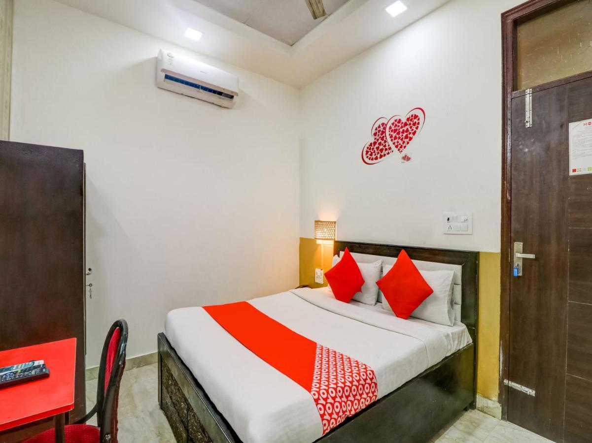 Oyo 74060 Taj Residency Ξενοδοχείο Νέο Δελχί Εξωτερικό φωτογραφία